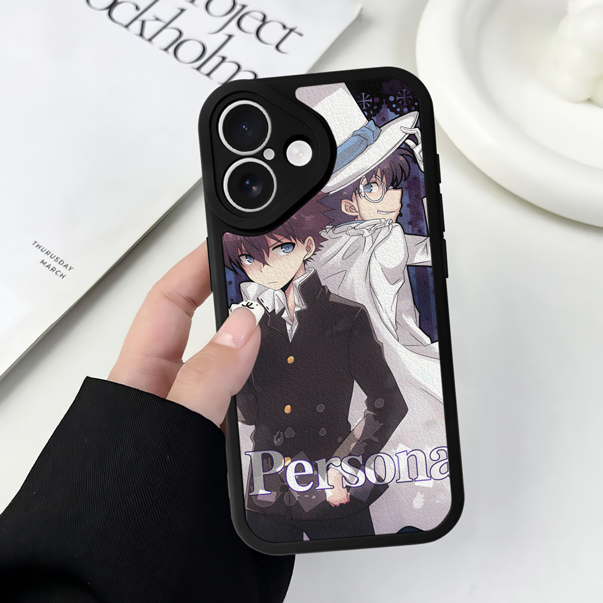 （画像用） 名探偵コナン Detective Conan 【iPhone 16シリーズ対応】シリコンスマホケース（レザー調） 材質：シリコン